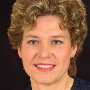 Meet your Posher, Becky